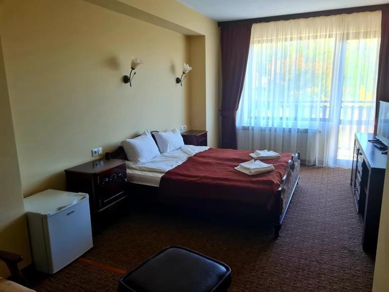 Family Hotel Bela Tryavna Extérieur photo
